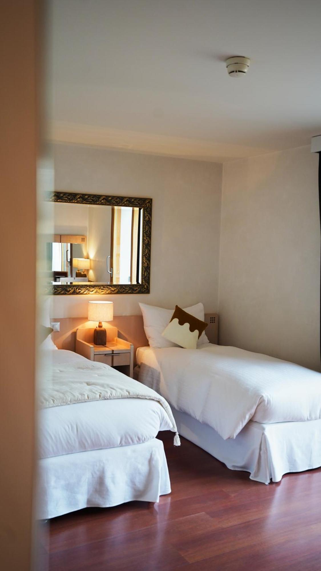 Hotel Real Nyon By Happyculture Bagian luar foto