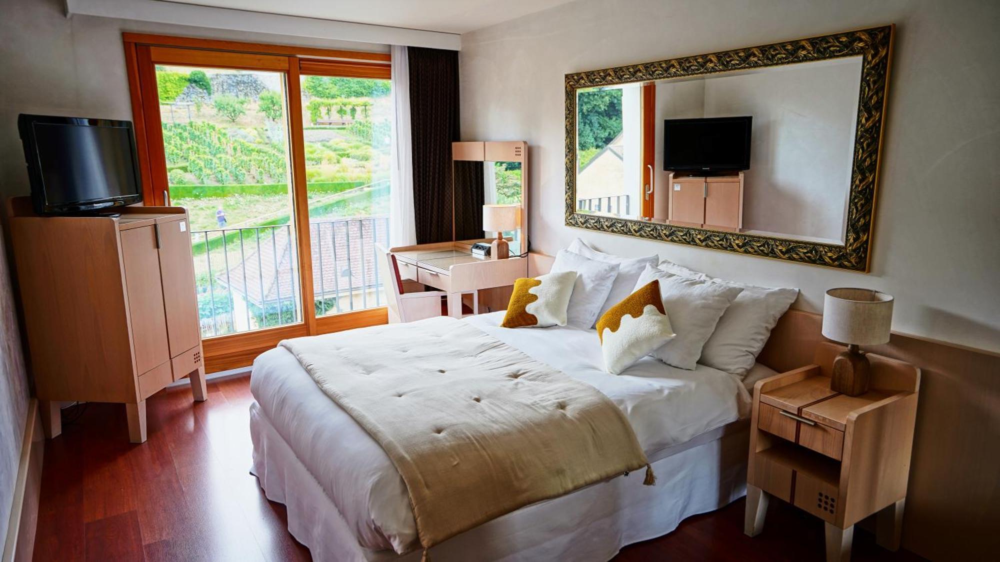 Hotel Real Nyon By Happyculture Bagian luar foto