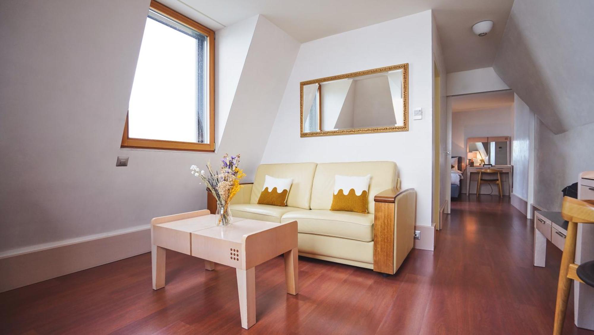 Hotel Real Nyon By Happyculture Bagian luar foto